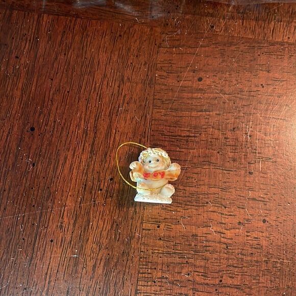 Dreamsicles Cherubs Baby Angels
Set of 15 Christmas Mini Ornaments - Picture 5 of 9